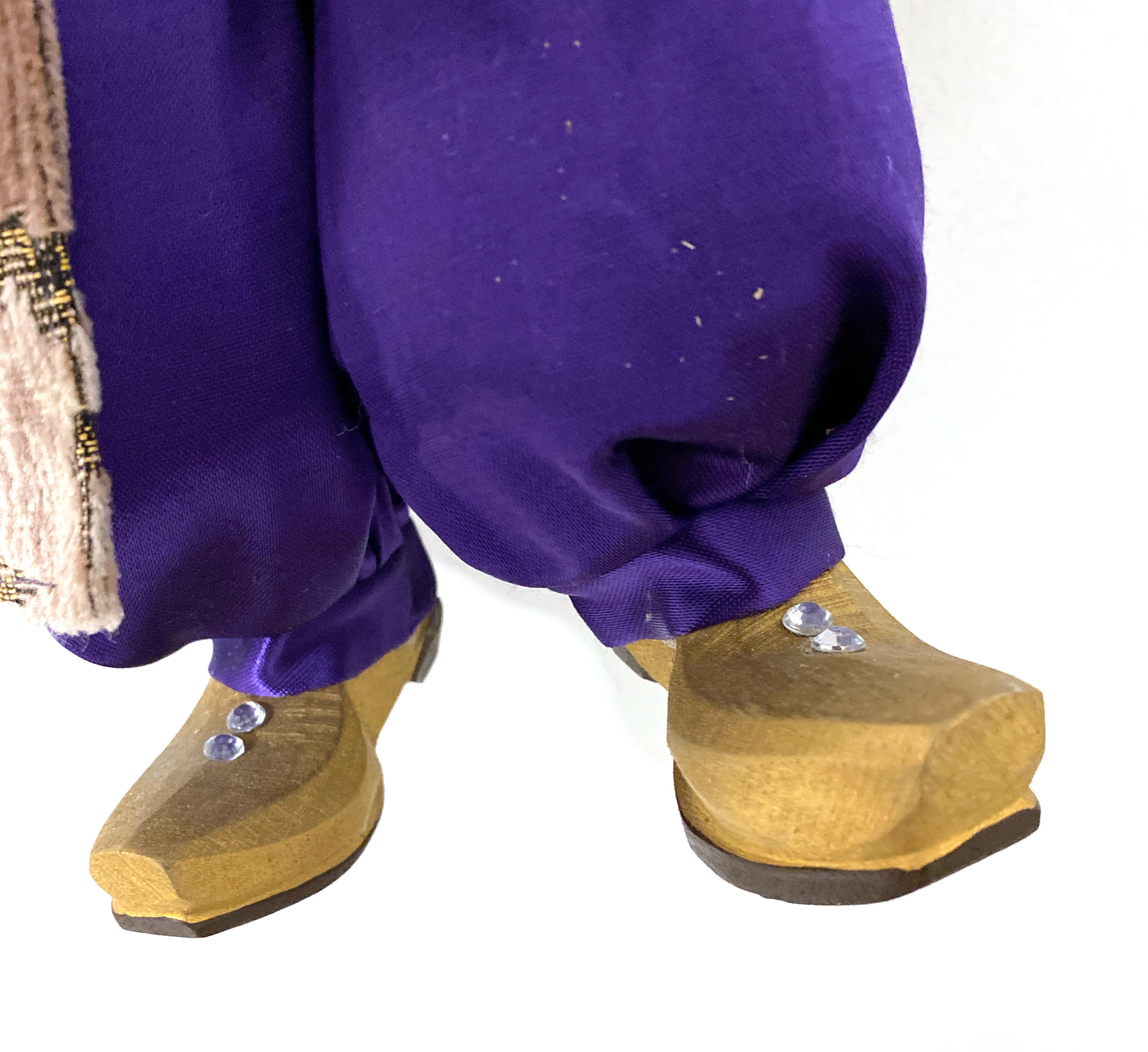 Czech Marionette Sultan